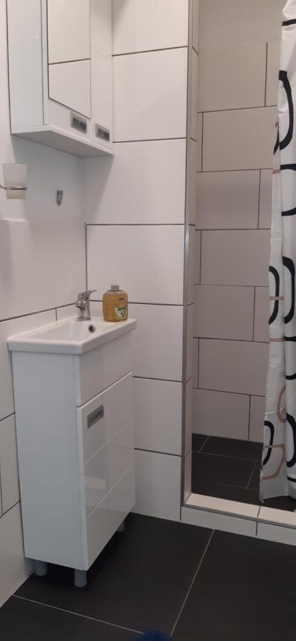 Apartment Schloessel 24 Wenen Buitenkant foto