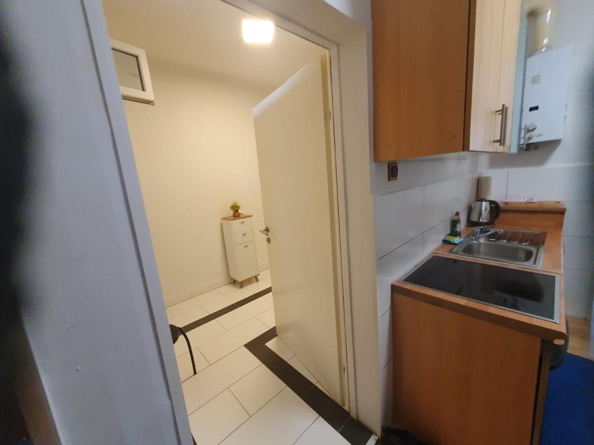 Apartment Schloessel 24 Wenen Buitenkant foto