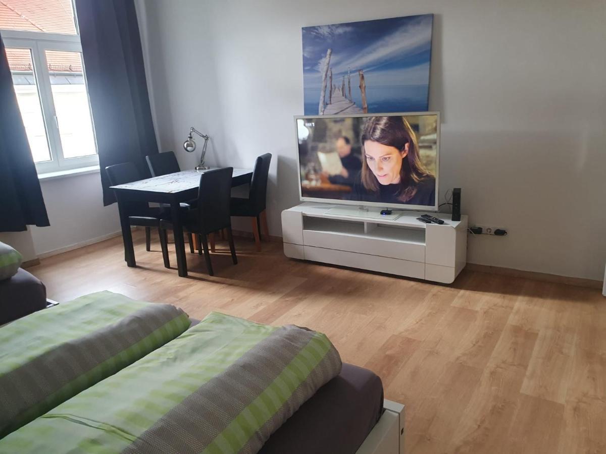 Apartment Schloessel 24 Wenen Buitenkant foto